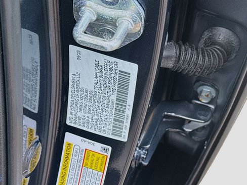 Used 2023 Honda Accord LX image 36