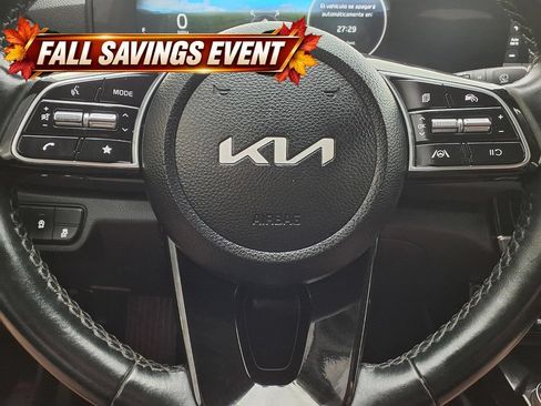 Used 2024 Kia Seltos EX FWD image 18