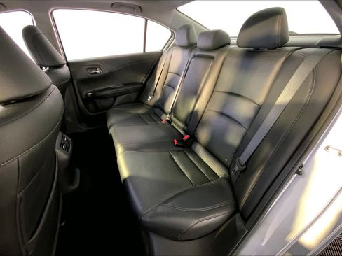 Used 2017 Honda Accord EX-L image 24