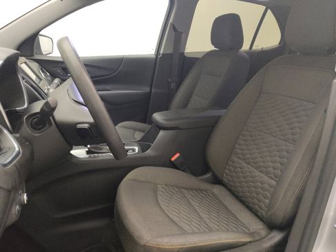 Used 2020 Chevrolet Equinox LT image 17