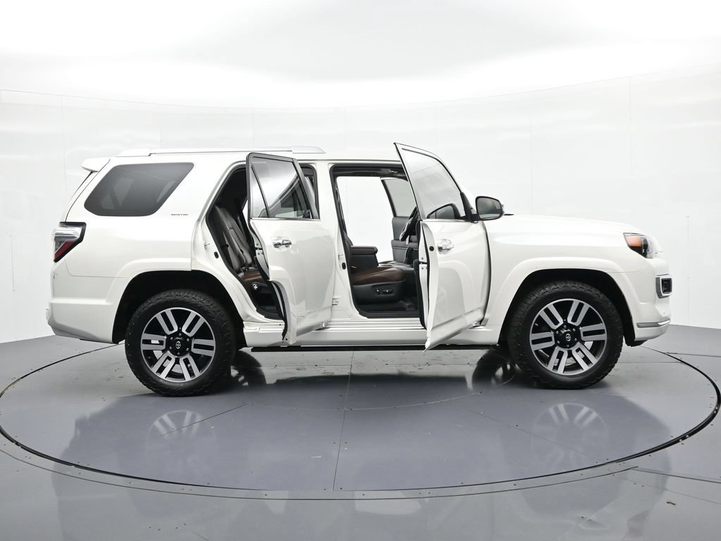 Used 2015 Toyota 4Runner Limited AWD/4WD image 24