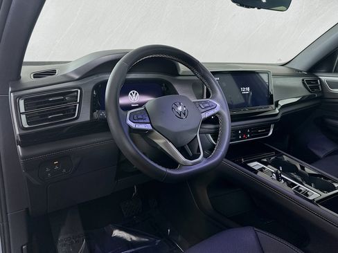 New 2026 Volkswagen Atlas Cross Sport SE image 9