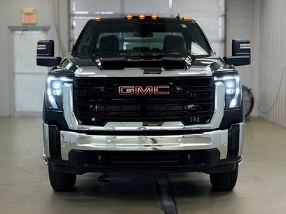 New 2026 GMC Sierra 3500 Pro w/ 1SA Pro Safety Plus Package