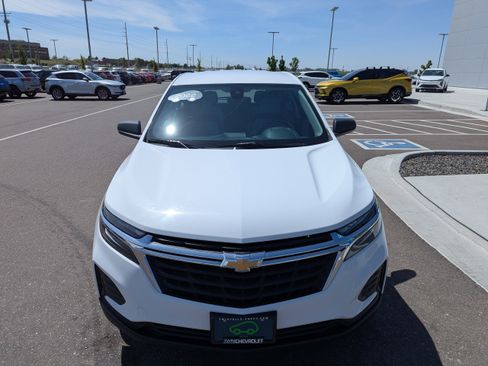 Certified 2022 Chevrolet Equinox LS w/ LPO, Floor Liner Package AWD/4WD image 6