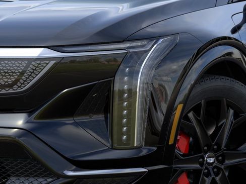 New 2026 Cadillac Optiq V image 10