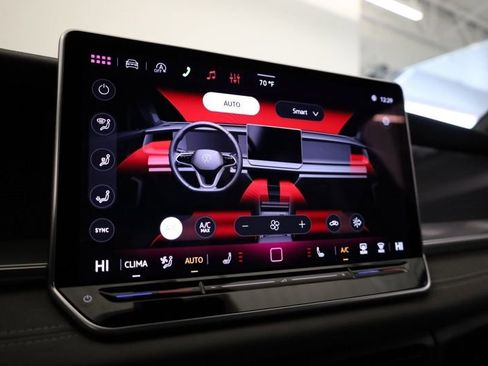 New 2026 Volkswagen Tiguan SE R-Line AWD/4WD image 18