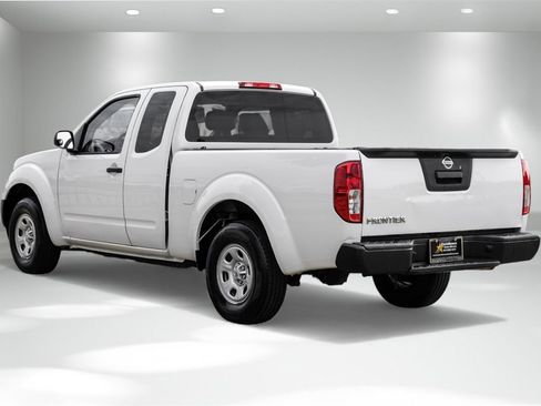 Used 2019 Nissan Frontier S image 8