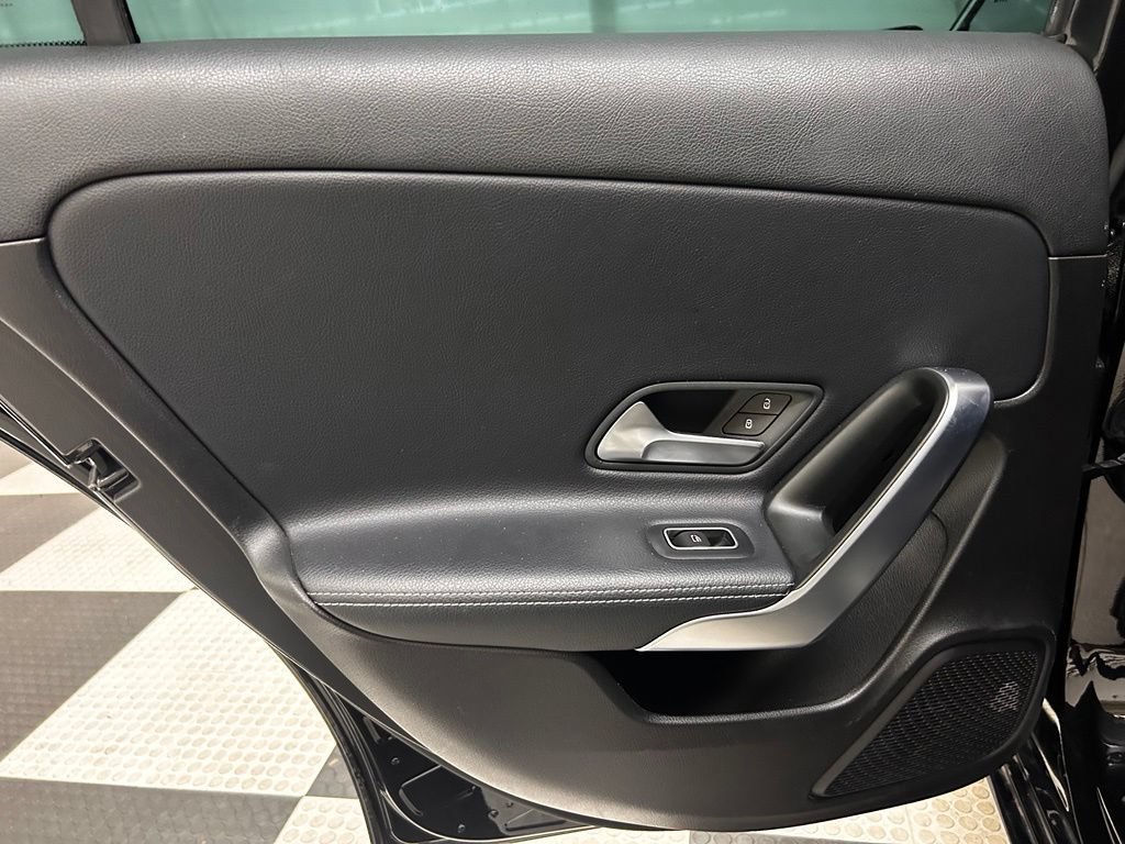 Used 2019 Mercedes-Benz A 220 4MATIC image 13