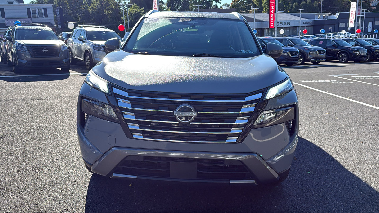 Certified 2025 Nissan Rogue SL AWD/4WD image 2