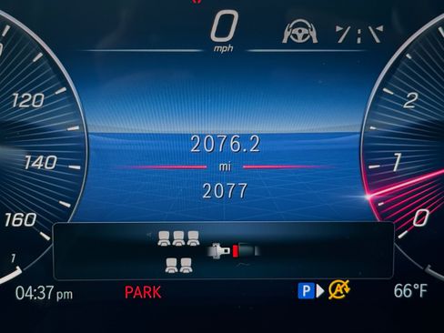 Used 2026 Mercedes-Benz GLE 350 4MATIC image 11