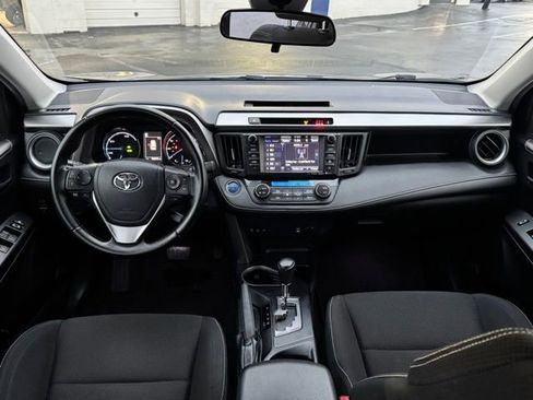 Used 2017 Toyota RAV4 XLE image 20