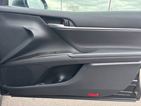 Used 2024 Toyota Camry LE image 9