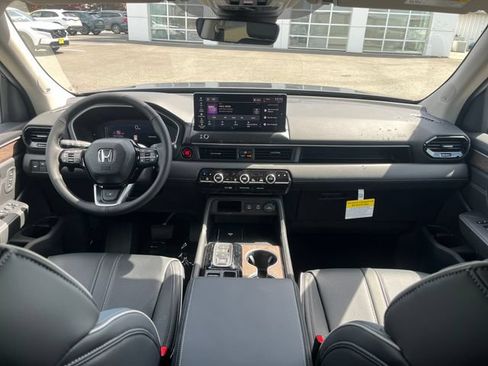 New 2026 Honda Pilot Elite image 13