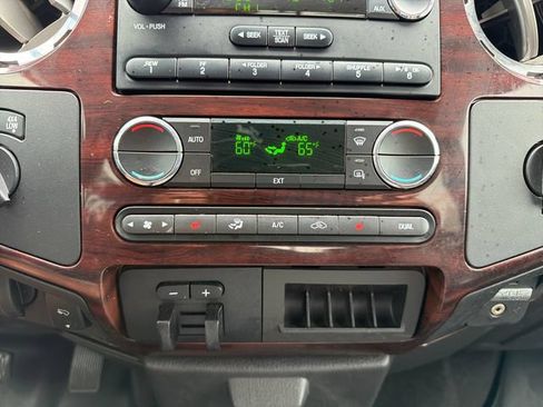 Used 2010 Ford F250 Lariat AWD/4WD image 14