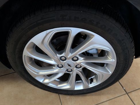 Used 2023 Chevrolet Bolt EUV LT w/ Driver Confidence Package FWD image 19