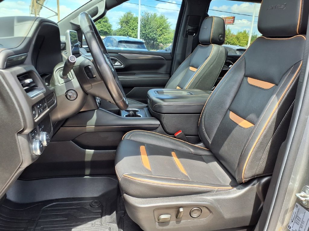 Used 2021 GMC Yukon AT4 w/ LPO, Illumination Package AWD/4WD image 24