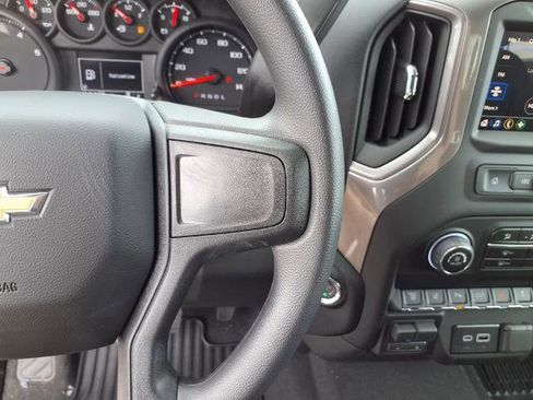 New 2026 Chevrolet Silverado 2500 Custom w/ Custom Value Package AWD/4WD image 20