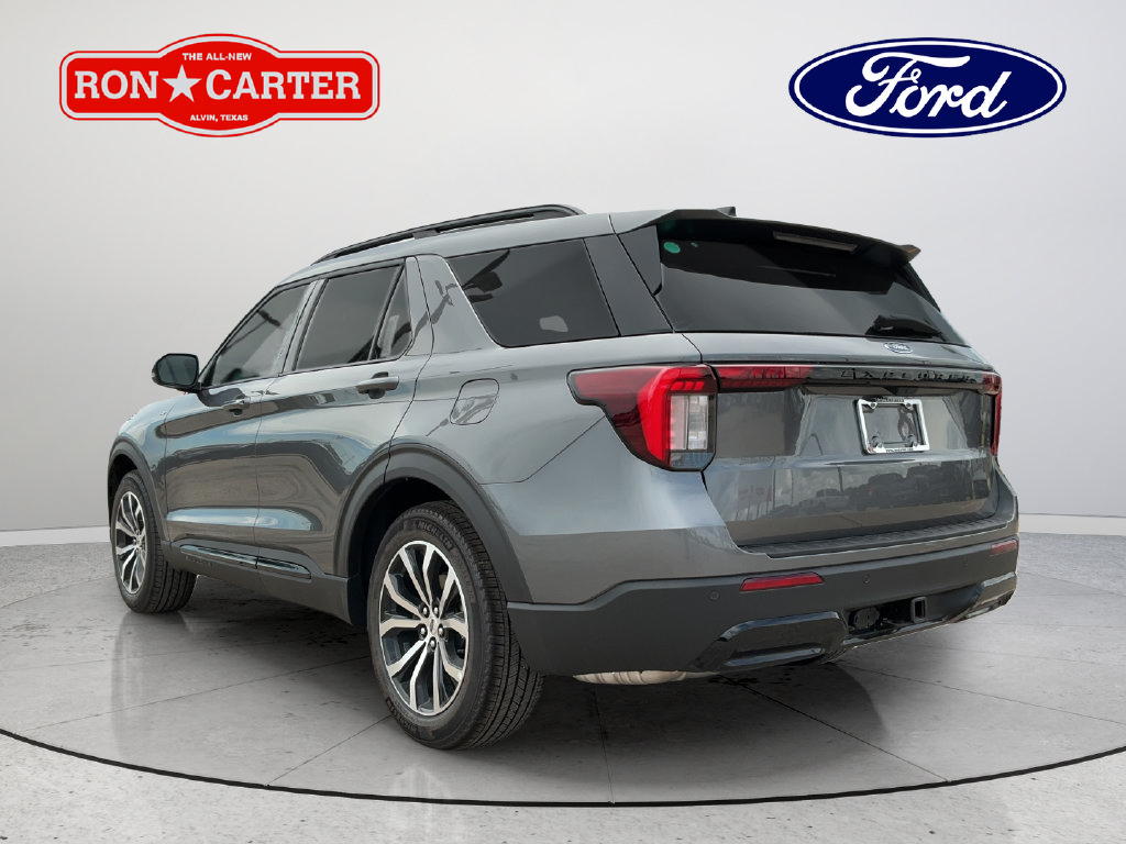 New 2026 Ford Explorer ST-Line RWD image 4
