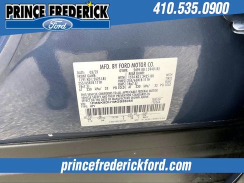 Used 2021 Ford Explorer XLT image 32