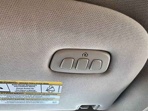 Used 2024 Ford Expedition Limited image 13