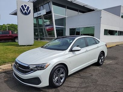 Certified 2023 Volkswagen Jetta SE w/ Panoramic Sunroof Package