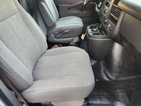 New 2025 Chevrolet Express 3500 w/ Power Convenience Package image 17