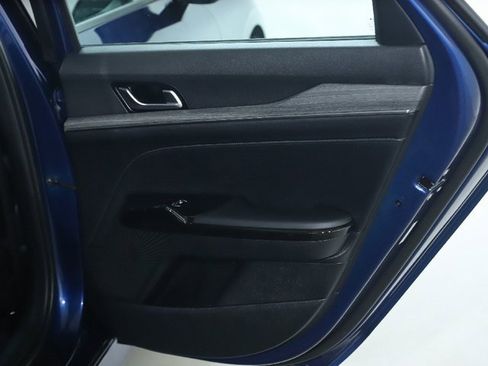 Used 2025 Kia K5 EX image 34