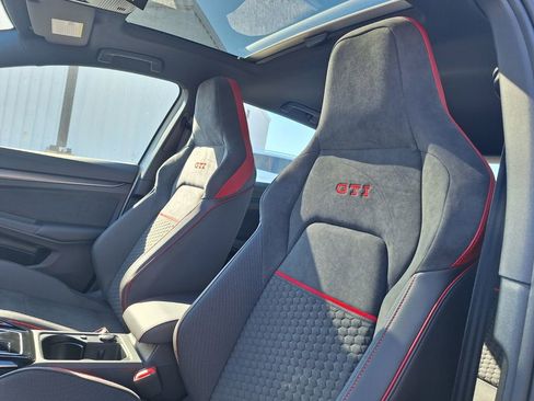 New 2026 Volkswagen GTI SE image 11