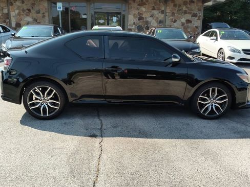 Used 2014 Scion tC image 6