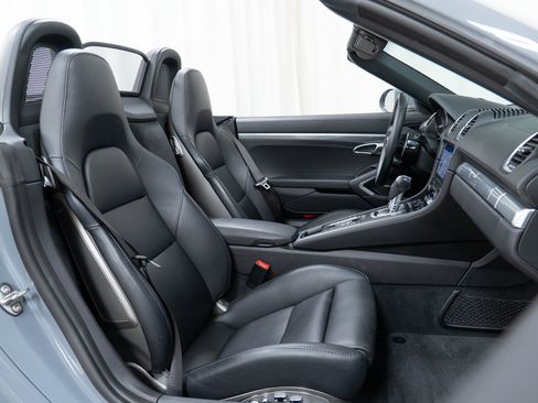 Certified 2023 Porsche 718 Boxster GTS RWD image 26