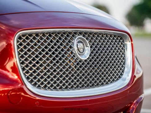 Used 2012 Jaguar XJ image 83