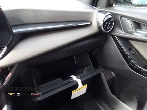 New 2026 Chevrolet Equinox LT w/ Convenience Package II image 27