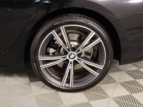Used 2019 BMW 330i xDrive Sedan w/ Premium Package AWD/4WD image 20