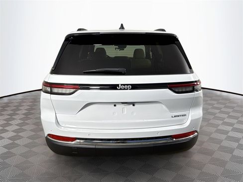 New 2025 Jeep Grand Cherokee Limited image 6