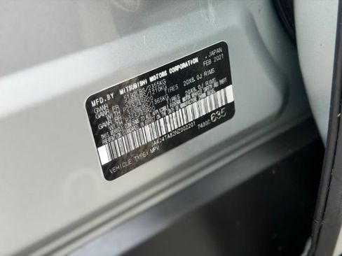 Used 2022 Mitsubishi Outlander ES image 25