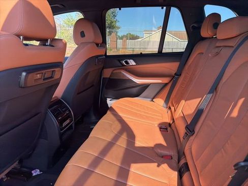 Used 2019 BMW X5 xDrive40i w/ Premium Package 2 AWD/4WD image 10