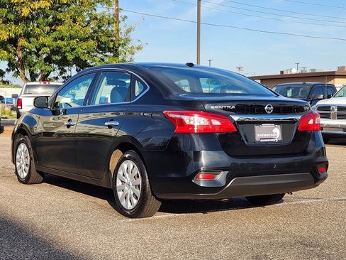 Used 2016 Nissan Sentra SV image 9