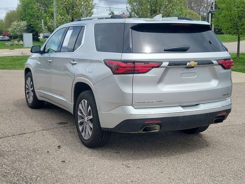 Used 2022 Chevrolet Traverse Premier AWD/4WD image 3