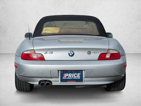Used 2002 BMW Z3 3.0i image 8