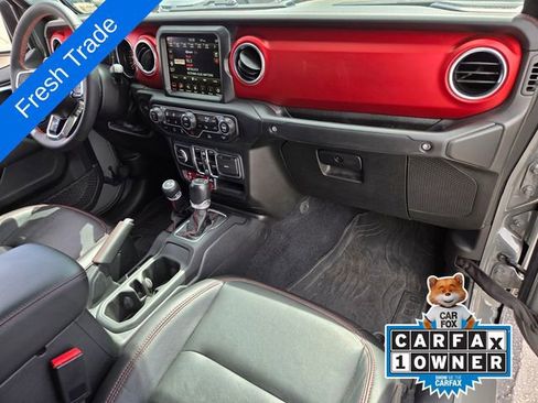 Used 2023 Jeep Gladiator Rubicon w/ LED Lighting Group AWD/4WD image 16