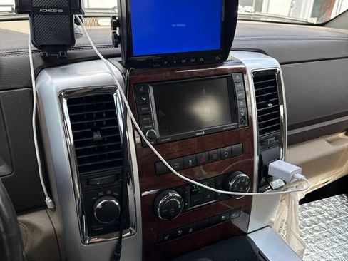 Used 2012 RAM 1500 Laramie AWD/4WD image 12