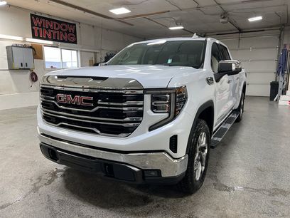 New 2026 GMC Sierra 1500 SLT w/ SLT Premium Plus Package