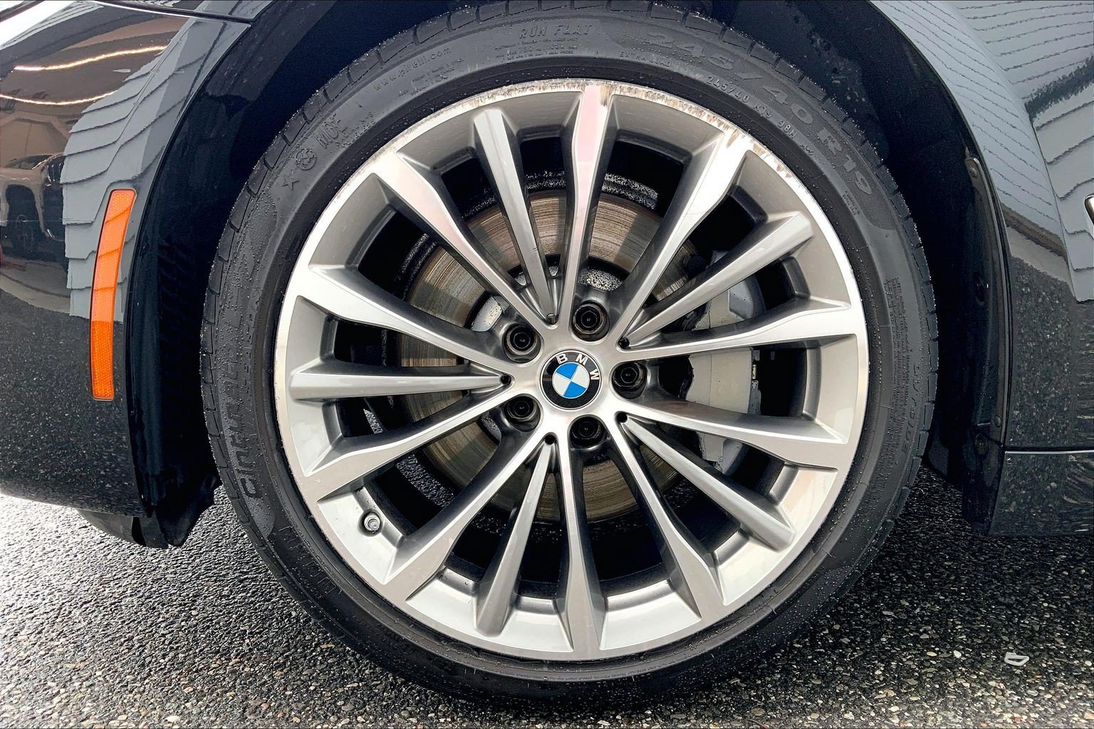 Used 2023 BMW 530i xDrive w/ Convenience Package AWD/4WD image 11