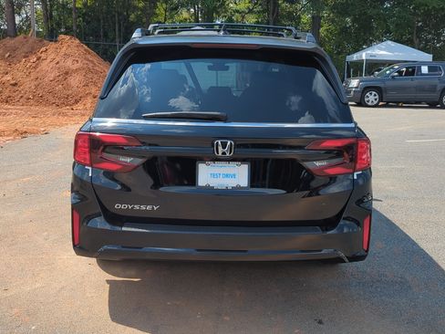 New 2026 Honda Odyssey EX-L image 5
