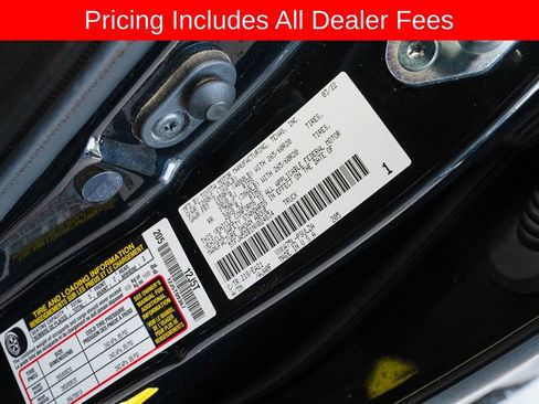 Used 2022 Toyota Tundra Limited w/ TRD Off-Road Package AWD/4WD image 21