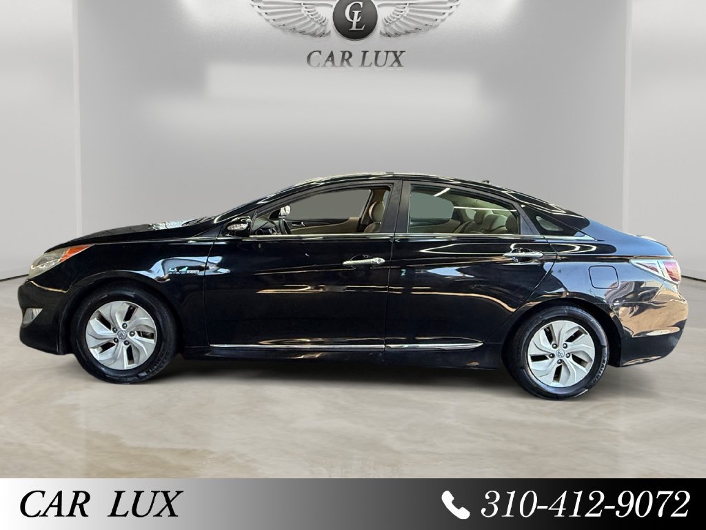 Used 2013 Hyundai Sonata Hybrid FWD image 2