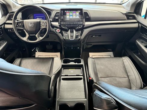 Used 2022 Honda Odyssey Elite image 23