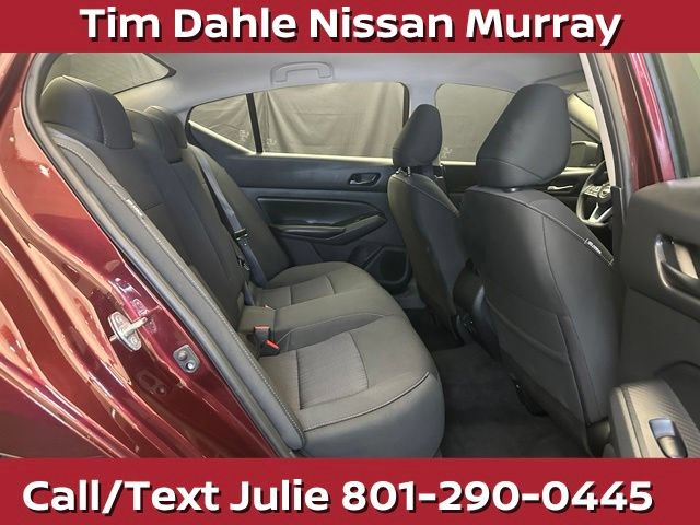 Used 2025 Nissan Altima 2.5 SV AWD/4WD image 18