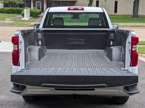 Used 2025 Chevrolet Silverado 1500 W/T image 7