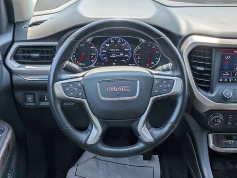 Certified 2022 GMC Acadia Denali w/ Denali Ultimate Package AWD/4WD image 15